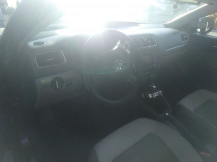 Vehiculo en el desguace: VOLKSWAGEN JETTA IV (162, 163, AV3, AV2) 1.6 TDI