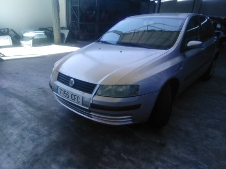 Vehiculo en el desguace: FIAT STILO (192_) 1.6 16V (192_XB1A)