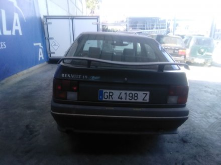 Vehiculo en el desguace: RENAULT 19 II (B/C53_) 1.4