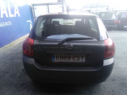 Vehiculo en el desguace: TOYOTA COROLLA (_E12_) 2.0 D-4D (CDE120R_, CDE120L_)