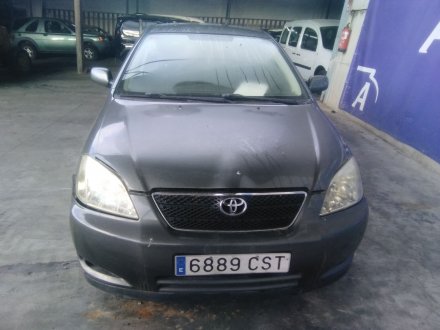 Vehiculo en el desguace: TOYOTA COROLLA (_E12_) 2.0 D-4D (CDE120R_, CDE120L_)