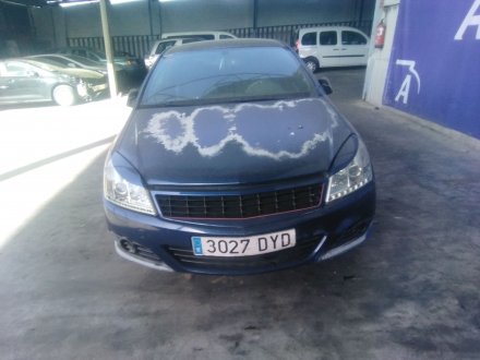 Vehiculo en el desguace: OPEL ASTRA H GTC (A04) 1.9 CDTI (L08)