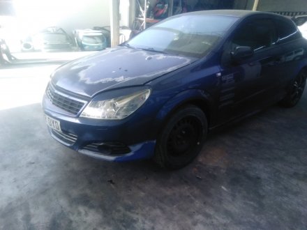 Vehiculo en el desguace: OPEL ASTRA H GTC (A04) 1.9 CDTI (L08)