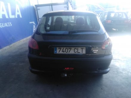 Vehiculo en el desguace: PEUGEOT 206 Hatchback (2A/C) 1.4 HDi eco 70