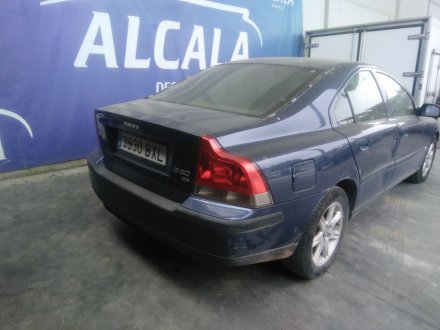 Vehiculo en el desguace: VOLVO S60 I (384) D5