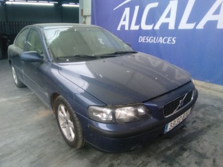 Vehiculo en el desguace: VOLVO S60 I (384) D5