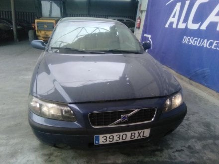 Vehiculo en el desguace: VOLVO S60 I (384) D5