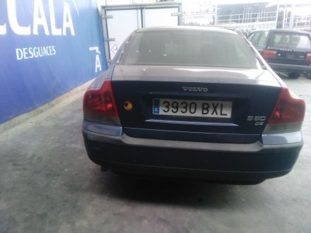 Vehiculo en el desguace: VOLVO S60 I (384) D5