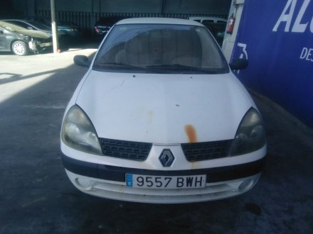 Vehiculo en el desguace: RENAULT CLIO II Furgoneta/Hatchback (SB0/1/2_) 1.5 dCi (SB07)