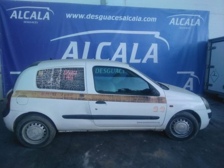 Vehiculo en el desguace: RENAULT CLIO II Furgoneta/Hatchback (SB0/1/2_) 1.5 dCi (SB07)