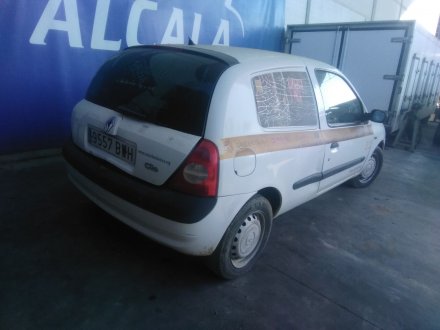 Vehiculo en el desguace: RENAULT CLIO II Furgoneta/Hatchback (SB0/1/2_) 1.5 dCi (SB07)