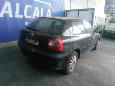 Vehiculo en el desguace: AUDI A3 (8L1) 1.8