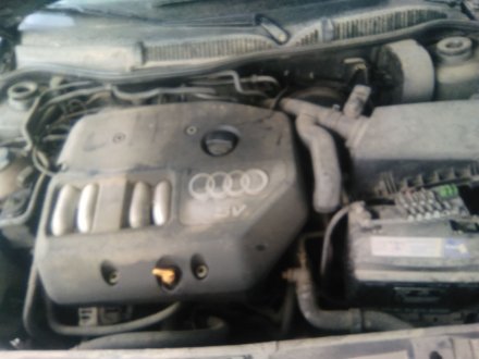 Vehiculo en el desguace: AUDI A3 (8L1) 1.8