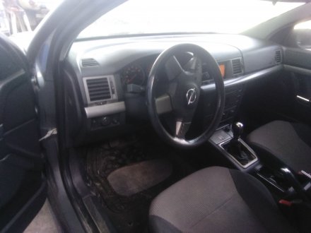 Vehiculo en el desguace: OPEL VECTRA C (Z02) 1.8 16V