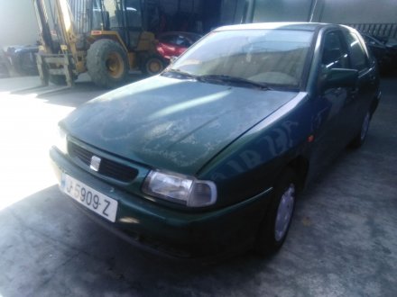 Vehiculo en el desguace: SEAT CORDOBA (6K1, 6K2) 1.4 i