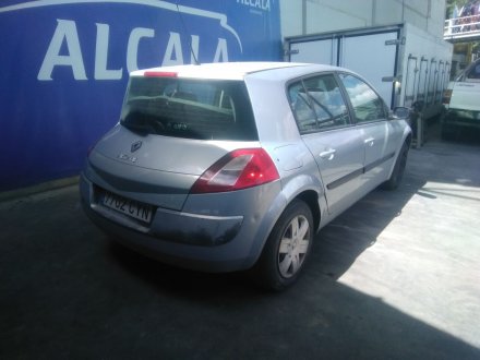 Vehiculo en el desguace: RENAULT MEGANE II (BM0/1_, CM0/1_) 1.5 dCi (BM0F, BM0T, BM2B, CM0F, CM0T)