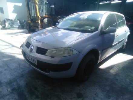 Vehiculo en el desguace: RENAULT MEGANE II (BM0/1_, CM0/1_) 1.5 dCi (BM0F, BM0T, BM2B, CM0F, CM0T)