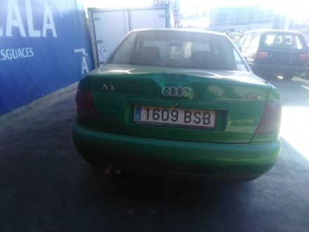 Vehiculo en el desguace: AUDI A4 B5 (8D2) 1.9 TDI