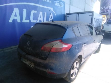 Vehiculo en el desguace: RENAULT MEGANE III Hatchback (BZ0/1_, B3_) 1.9 dCi (BZ0N, BZ0J)