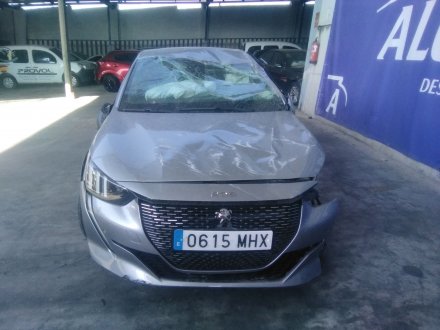 Vehiculo en el desguace: PEUGEOT 208 II (UB_, UP_, UW_, UJ_) 1.2 PureTech 100