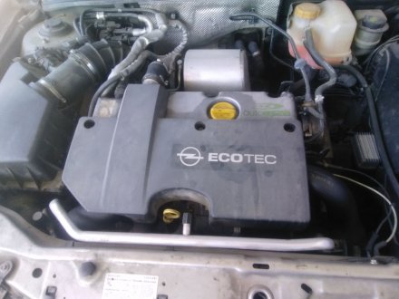 Vehiculo en el desguace: OPEL VECTRA C (Z02) 2.0 DTI 16V (F69)