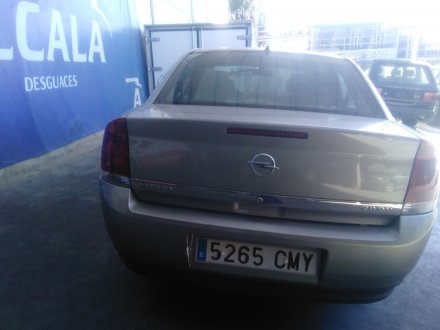 Vehiculo en el desguace: OPEL VECTRA C (Z02) 2.0 DTI 16V (F69)