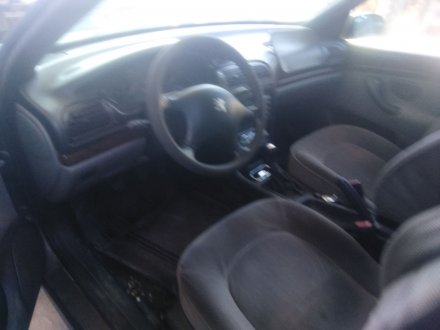 Vehiculo en el desguace: PEUGEOT 406 (8B) 2.1 TD 12V