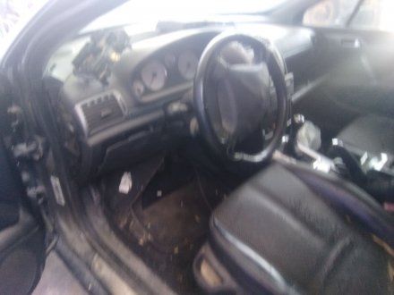 Vehiculo en el desguace: PEUGEOT 407 (6D_) 2.0 HDi 135 (6DRHRH, 6DRHRE, 6DRHRG, 6DRHRJ)