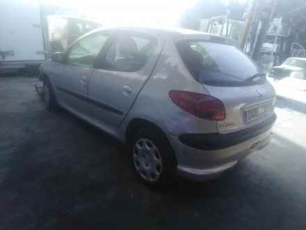 Vehiculo en el desguace: PEUGEOT 206 Hatchback (2A/C) 1.4 HDi eco 70