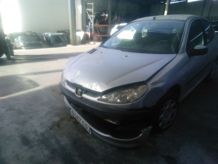 Vehiculo en el desguace: PEUGEOT 206 Hatchback (2A/C) 1.4 HDi eco 70