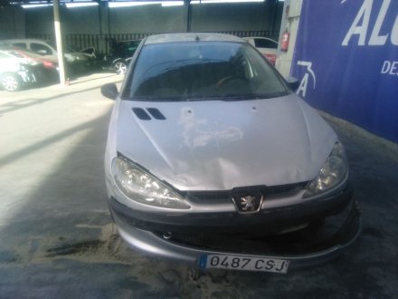 Vehiculo en el desguace: PEUGEOT 206 Hatchback (2A/C) 1.4 HDi eco 70