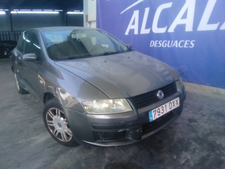 Vehiculo en el desguace: FIAT STILO (192_) 1.4 16V (192AXH1B, 192BXH1B)