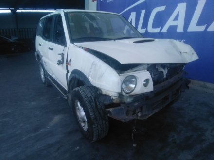 Vehiculo en el desguace: NISSAN TERRANO II (R20) 2.7 TDi 4WD