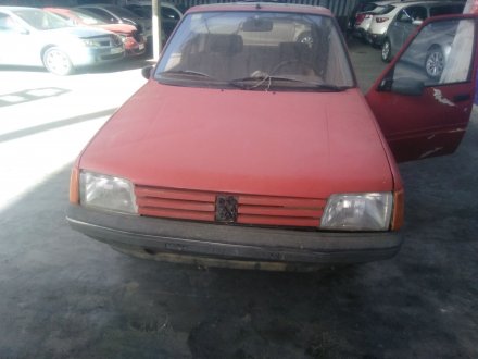 Vehiculo en el desguace: PEUGEOT 205 II (20A/C) 1.9 Diesel