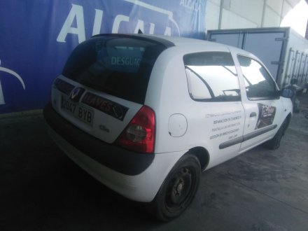 Vehiculo en el desguace: RENAULT CLIO II Furgoneta/Hatchback (SB0/1/2_) 1.5 dCi (SB07)