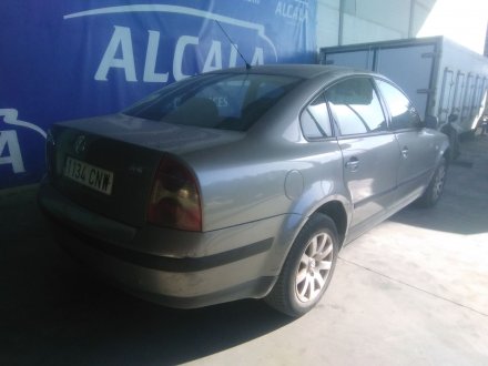 Vehiculo en el desguace: VOLKSWAGEN PASSAT B5.5 (3B3) 1.9 TDI