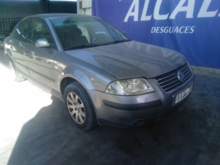 Vehiculo en el desguace: VOLKSWAGEN PASSAT B5.5 (3B3) 1.9 TDI