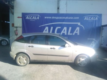 Vehiculo en el desguace: FORD FOCUS I Sedán (DFW) 1.8 Turbo DI / TDDi