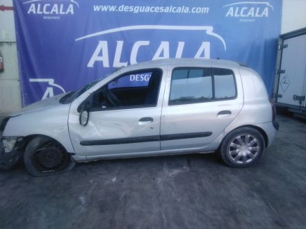 Vehiculo en el desguace: RENAULT CLIO II (BB_, CB_) 1.5 dCi (B/CB07)