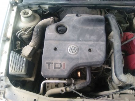 Vehiculo en el desguace: VOLKSWAGEN GOLF III (1H1) 1.9 TDI