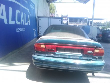 Vehiculo en el desguace: FORD MONDEO I Sedán (GBP) 2.0 i 16V