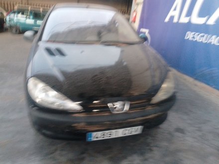 Vehiculo en el desguace: PEUGEOT 206 Hatchback (2A/C) 1.4 HDi eco 70