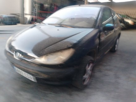 Vehiculo en el desguace: PEUGEOT 206 Hatchback (2A/C) 1.4 HDi eco 70