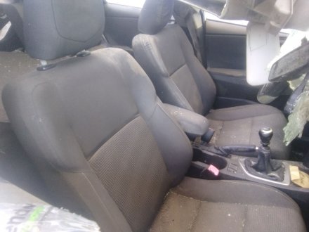 Vehiculo en el desguace: TOYOTA AURIS (_E18_) 2.0 D-4D (ADE186_)