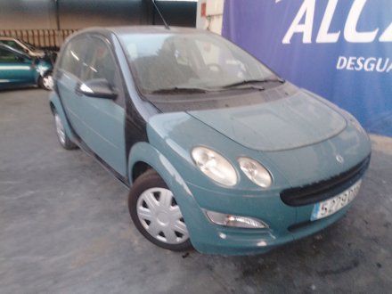 Vehiculo en el desguace: SMART FORFOUR (454) 1.1 (454.033)