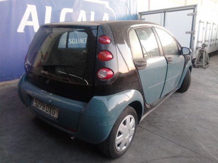 Vehiculo en el desguace: SMART FORFOUR (454) 1.1 (454.033)