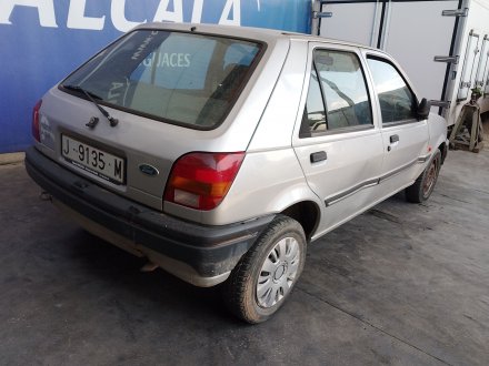 Vehiculo en el desguace: FORD FIESTA Furgoneta/Hatchback (FVD) 1.0