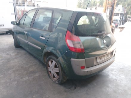 Vehiculo en el desguace: RENAULT SCÉNIC II (JM0/1_) 1.5 dCi (JM0F)