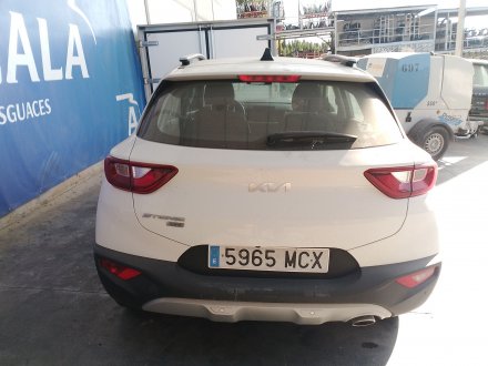 Vehiculo en el desguace: KIA STONIC (YB) 1.0 T-GDi