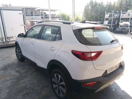 Vehiculo en el desguace: KIA STONIC (YB) 1.0 T-GDi